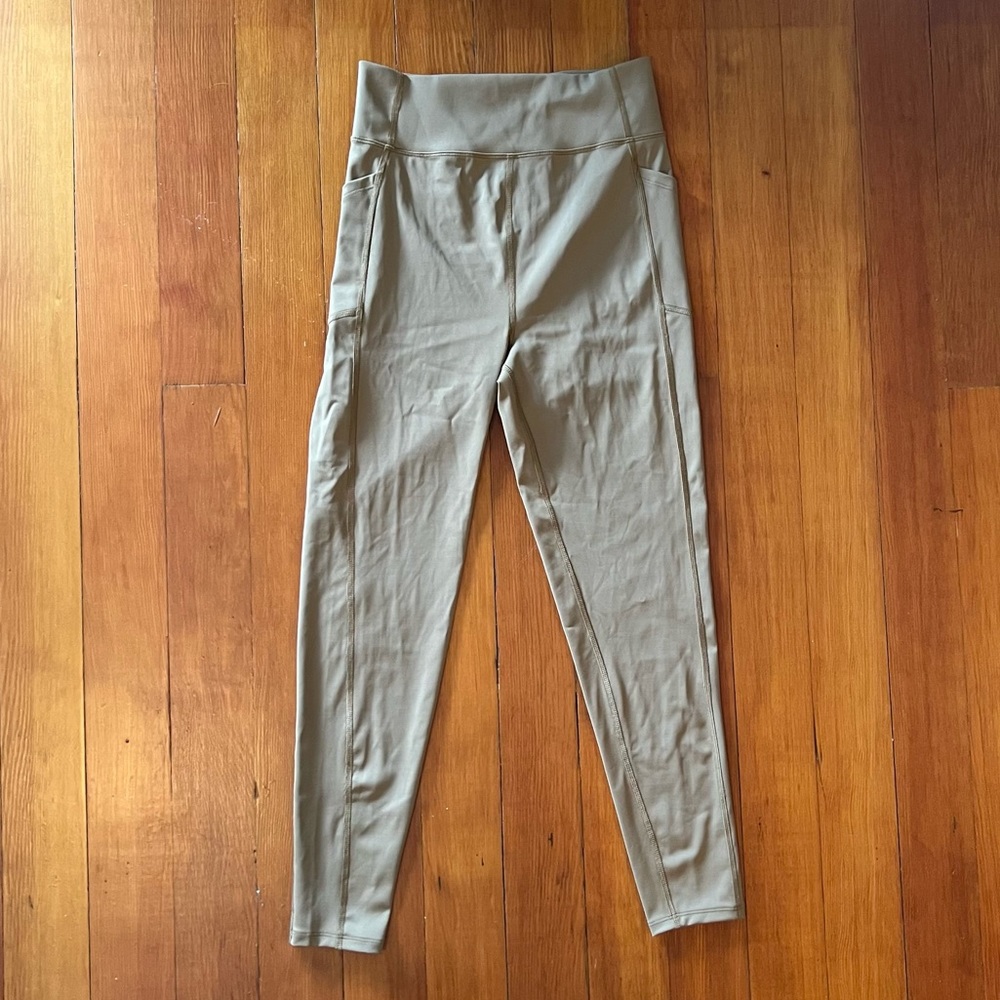 NWT Madewell Workout Leggings with Pockets. Tan Taupe. Size Medium - Picture 1 of 4
